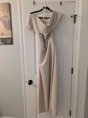 Elegant Off-Shoulder Evening Gown in Champagne